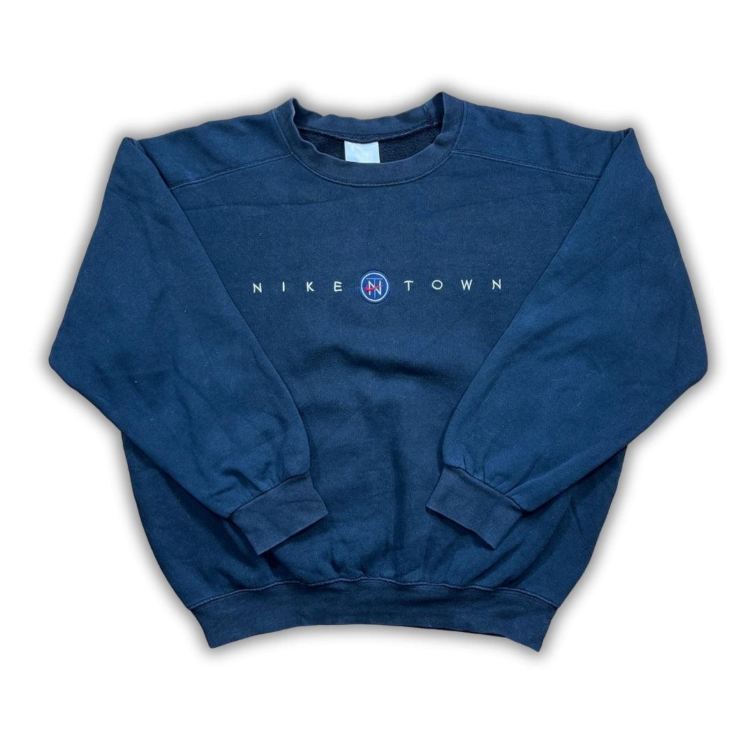Vintage Nike Town Hoodie (S) - Solenetwork