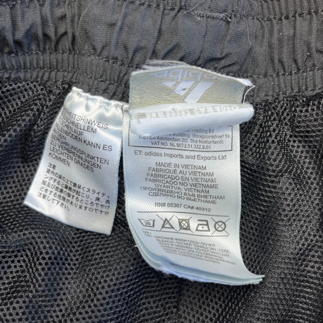 Vintage Adidas Black Real Madrid Champions League Trackpants (M)