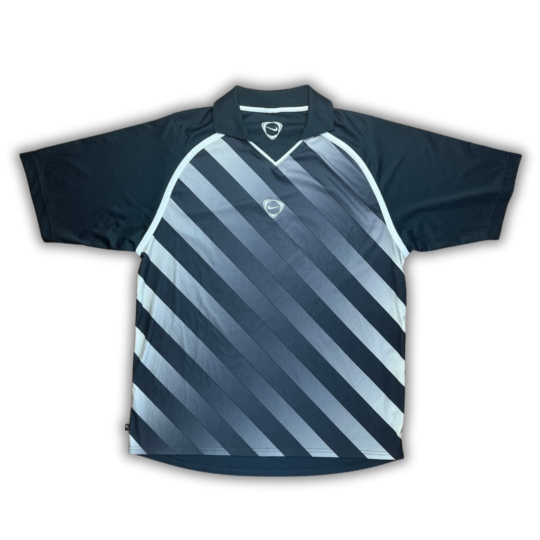 Vintage Nike Grey Black Football Shirt (L)