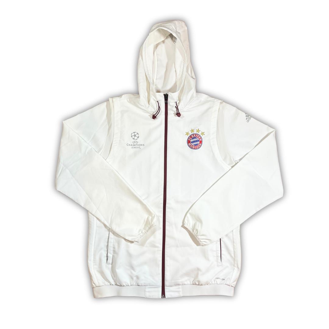 Vintage Adidas White FC Bayern Champions League Trackjacket (L)