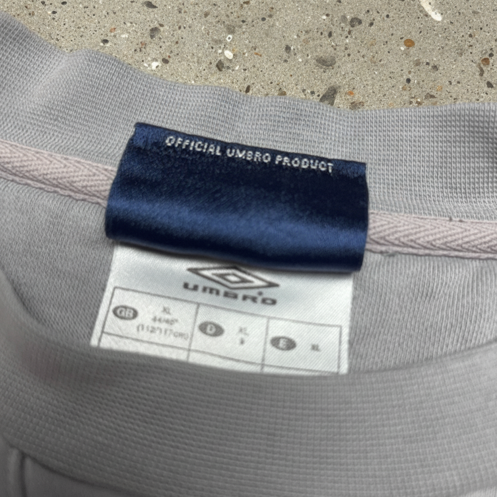 Umbro Größenetikett.jpg